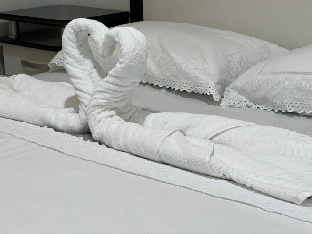 MELHOR AVALIACAO - AR SPLIT nos 2 Quartos - Internet de 200 megas - Netflix - Disney Plus - Churrasqueira - Rede para Descanso - 8 pessoas com muito CONFORTO Guarapari Exterior foto