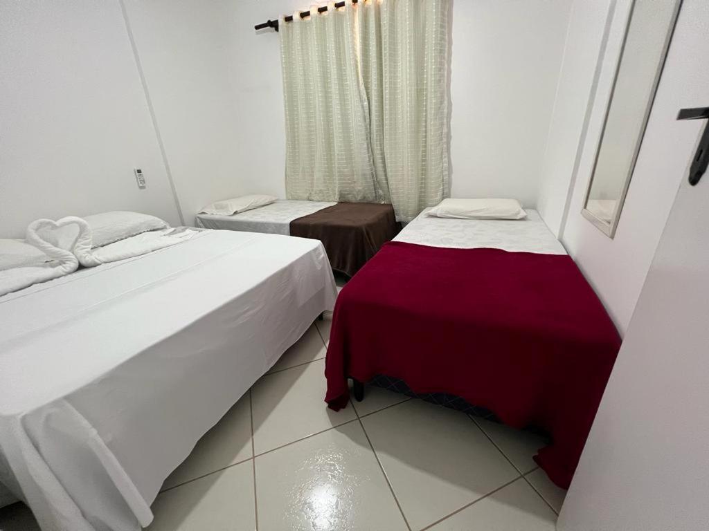 MELHOR AVALIACAO - AR SPLIT nos 2 Quartos - Internet de 200 megas - Netflix - Disney Plus - Churrasqueira - Rede para Descanso - 8 pessoas com muito CONFORTO Guarapari Exterior foto