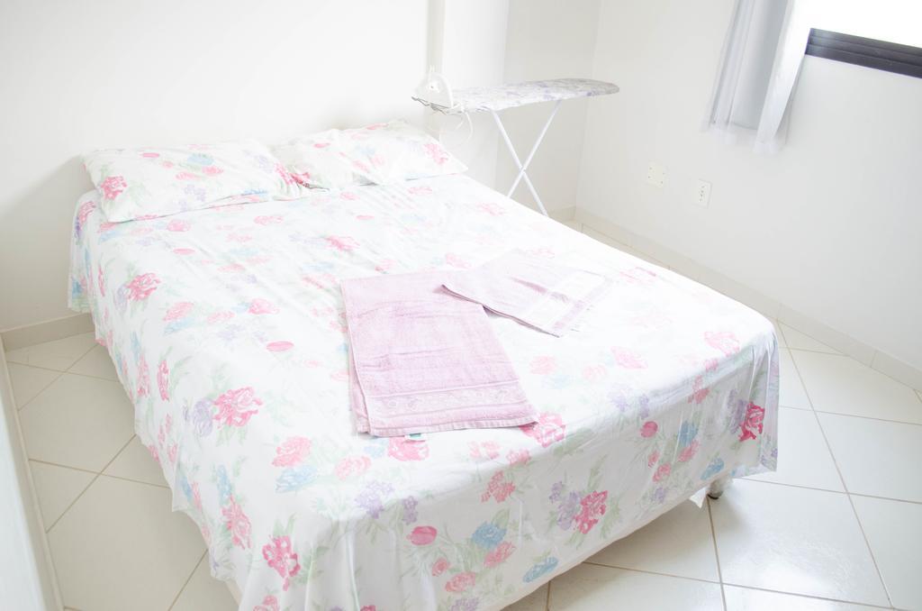 MELHOR AVALIACAO - AR SPLIT nos 2 Quartos - Internet de 200 megas - Netflix - Disney Plus - Churrasqueira - Rede para Descanso - 8 pessoas com muito CONFORTO Guarapari Exterior foto